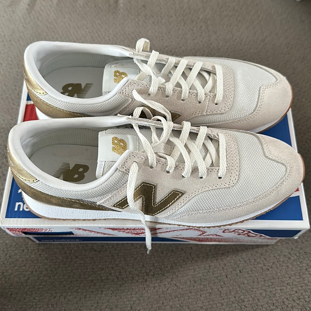 New Balance Sneakers